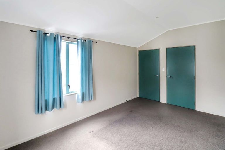 Photo of property in 10 Waverton Terrace, Churton Park, Wellington, 6037