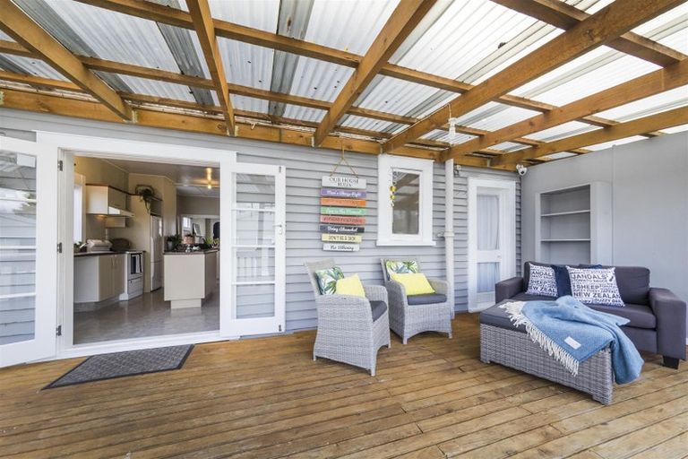 Photo of property in 28 Hair Street, Marton, 4710