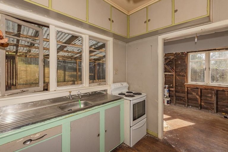 Photo of property in 16 Leith Street, Morningside, Whangarei, 0110