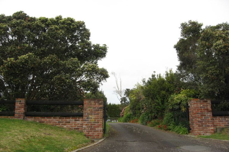 Photo of property in 39 Tuiti Street, Waitara, 4320