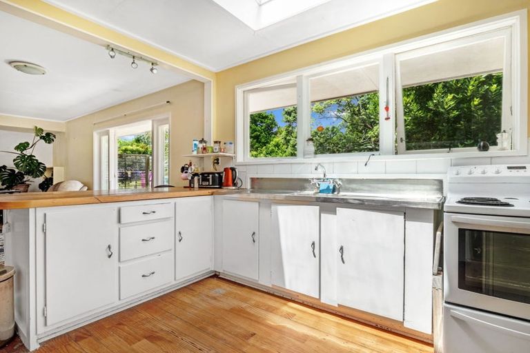 Photo of property in 9 Matai Street, Waiuku, 2123