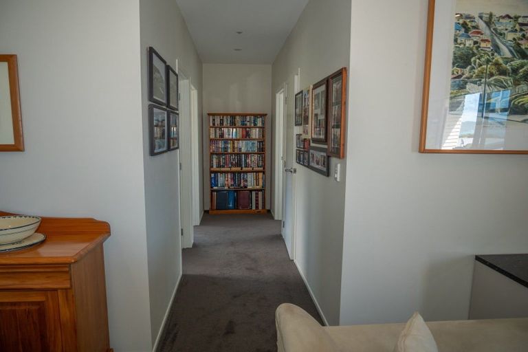Photo of property in 6 Sunrise Place, Cable Bay, 0420