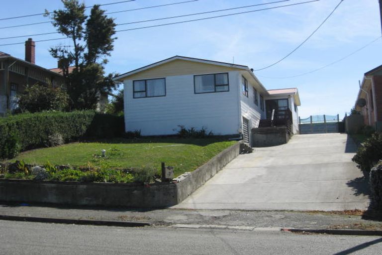 Photo of property in 19 Lough Street, West End, Timaru, 7910