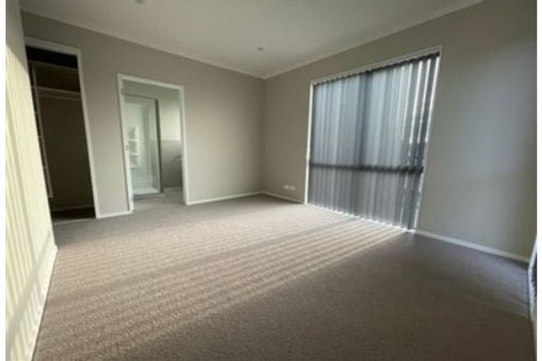 Photo of property in 24 Te Rito Road, Hobsonville, Auckland, 0616