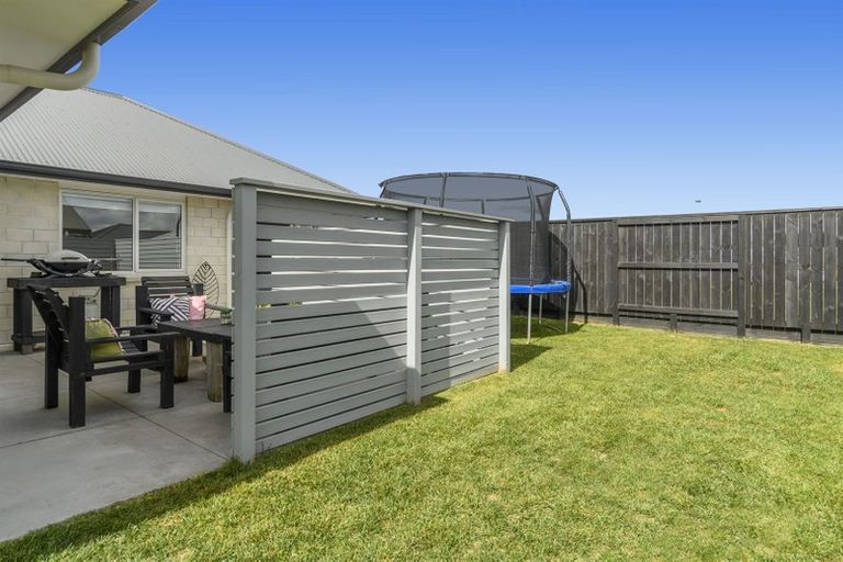 Photo of property in 93 Puhirake Crescent, Pyes Pa, Tauranga, 3112