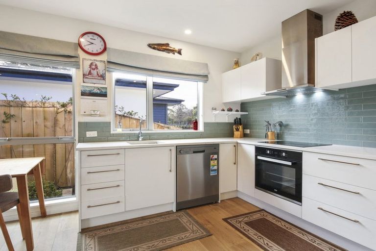 Photo of property in 1/363 Avonhead Road, Avonhead, Christchurch, 8042