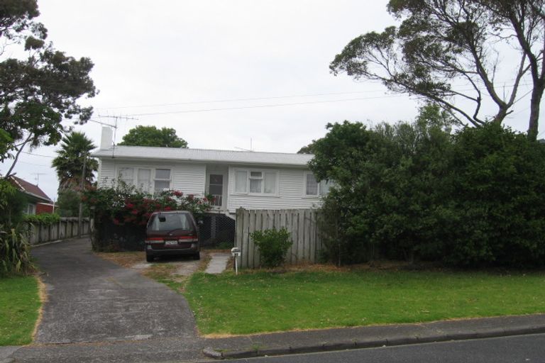 Photo of property in 1/10 Raeben Avenue, Hillcrest, Auckland, 0627