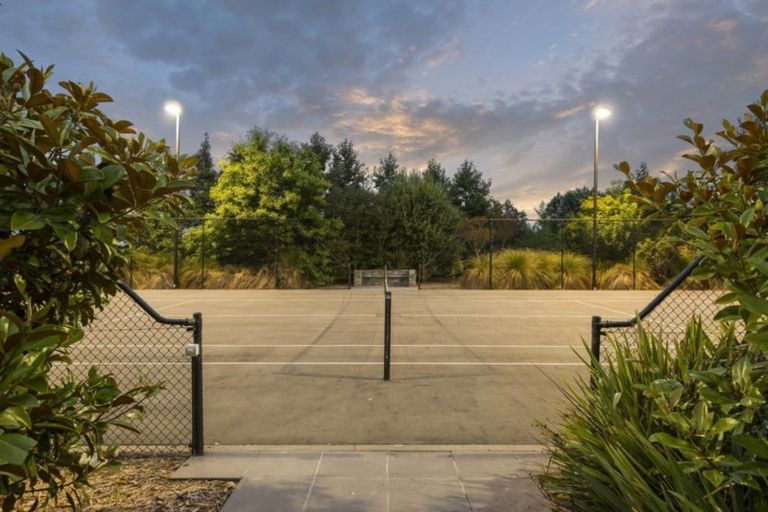 Photo of property in 33 Birchdale Place, Ohoka, Kaiapoi, 7692