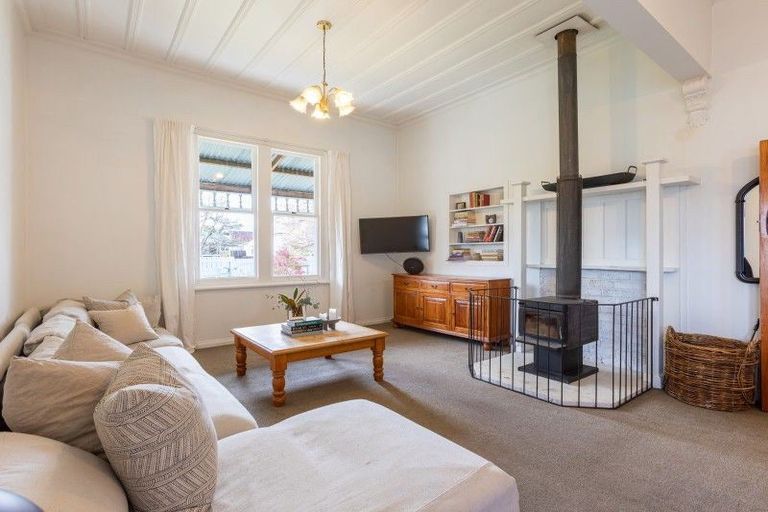 Photo of property in 8 York Street, Dannevirke, 4930