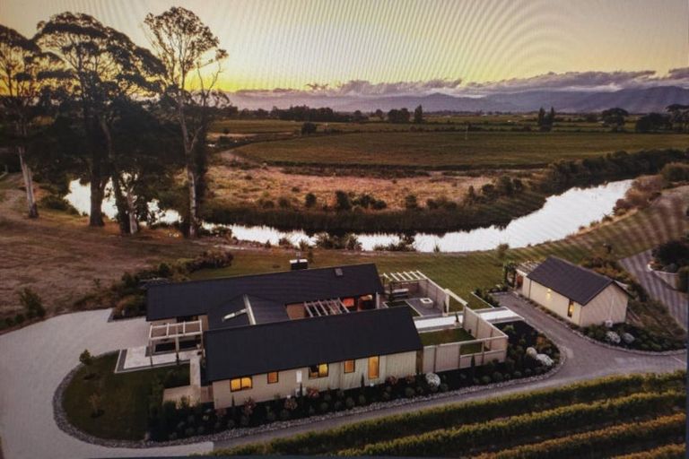 Photo of property in 21a Hardings Road, Riverlands, Blenheim, 7274