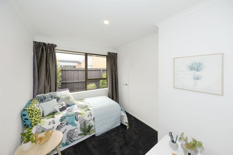 Photo of property in 29 Anglesea Avenue, Parklands, Christchurch, 8083