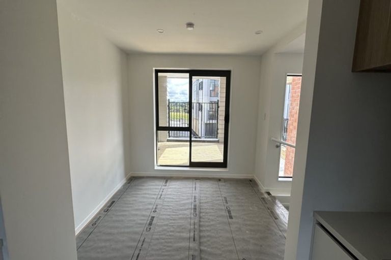 Photo of property in 101 Settlers Avenue, Hobsonville, Auckland, 0618