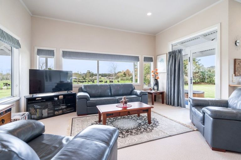 Photo of property in 30 Saleyards Road, Kauri, 0185