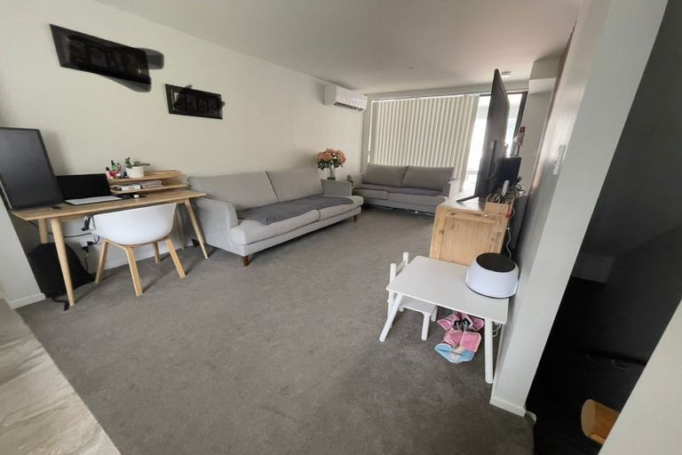 Photo of property in 76 Makamaka Lane, Albany Heights, Auckland, 0632