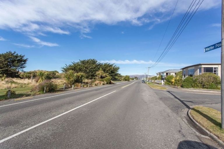 Photo of property in 361 Marine Parade, New Brighton, Christchurch, 8061