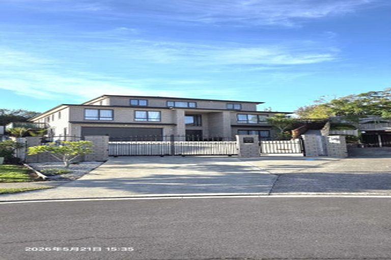 Photo of property in 35 Kilkelly Avenue, Pinehill, Auckland, 0632