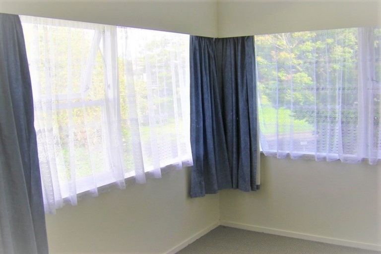 Photo of property in 7 Cheryl Place, Hillcrest, Auckland, 0627