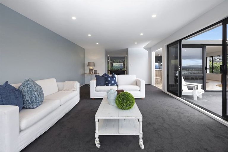 Photo of property in 11b Inverness Lane, Redcliffs, Christchurch, 8081