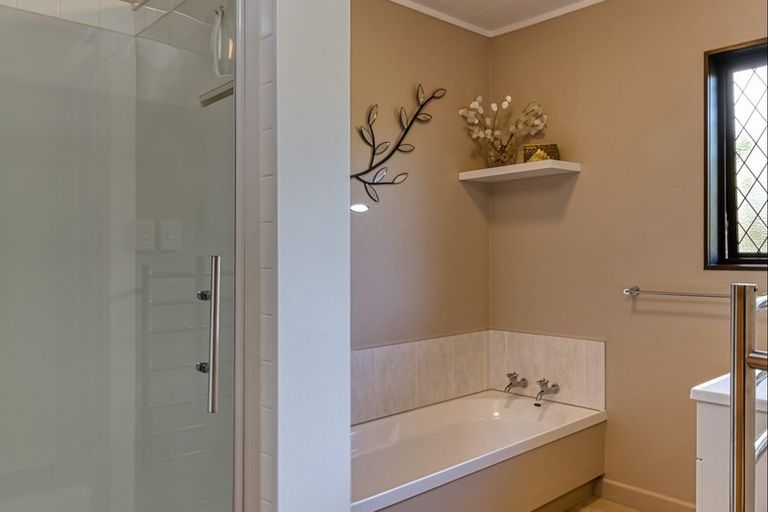 Photo of property in 23 Tanner Street, Havelock North, 4130