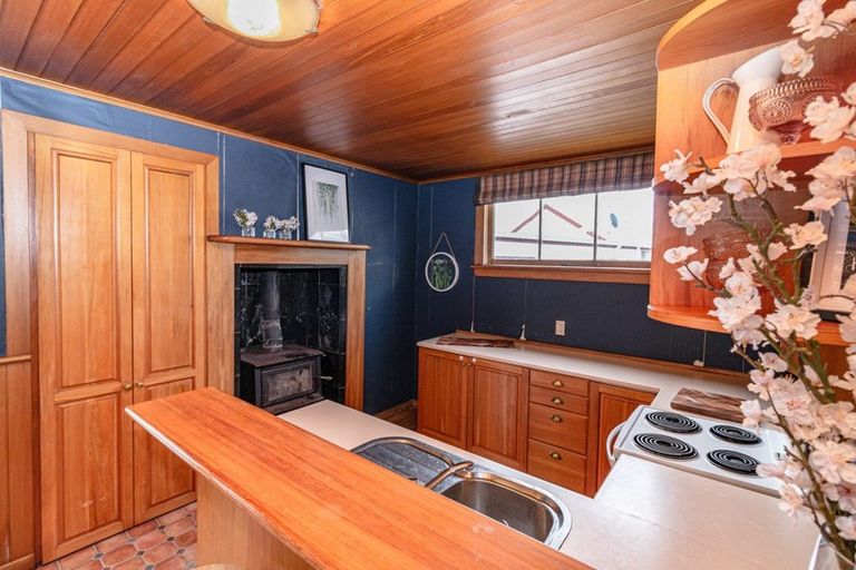 Photo of property in 65 Gonville Avenue, Gonville, Whanganui, 4501