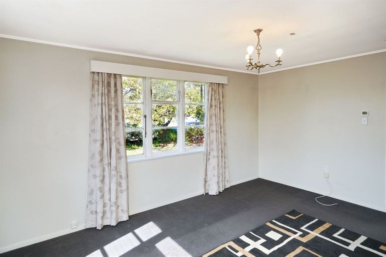 Photo of property in 71 Garreg Road, Bryndwr, Christchurch, 8052