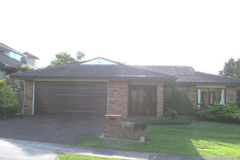 Photo of property in 2/1 Perendale Close, Somerville, Auckland, 2014
