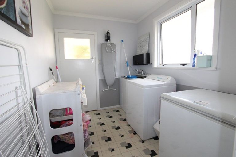 Photo of property in 47 Albert Street, Pahiatua, 4910