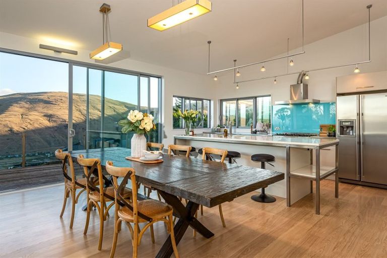 Photo of property in 139a Taylors Mistake Road, Scarborough, Christchurch, 8081