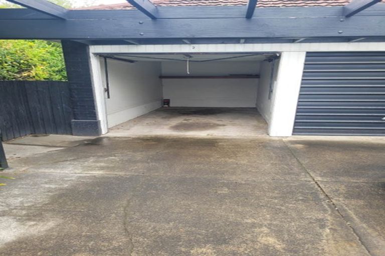 Photo of property in 2/19 Hewitts Road, Merivale, Christchurch, 8014