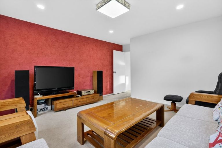 Photo of property in 216 Alec Craig Way, Gulf Harbour, Whangaparaoa, 0930