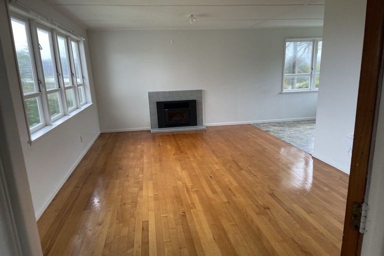 Photo of property in 96 Garfield Road, Helensville, 0800