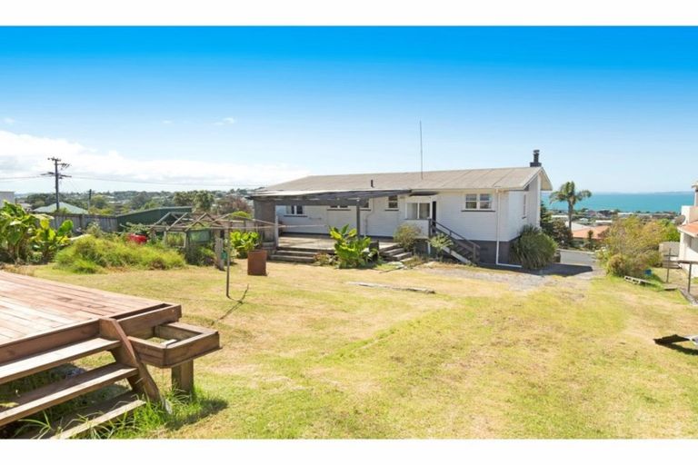 Photo of property in 23 Brightside Road, Stanmore Bay, Whangaparaoa, 0932
