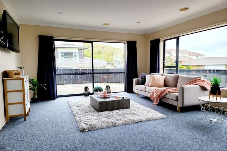 Photo of property in 3 Comber Place, Johnsonville, Wellington, 6037