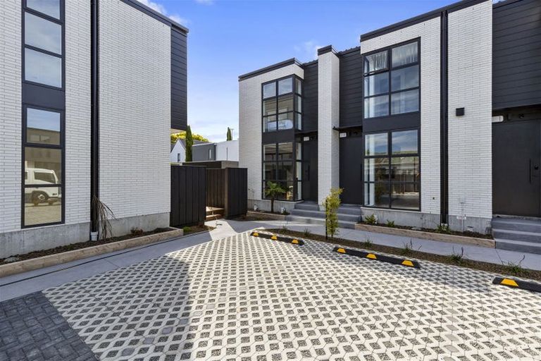 Photo of property in 11/25 Matai Street West, Riccarton, Christchurch, 8011