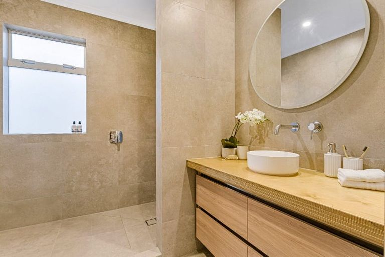 Photo of property in 37 Kia Kaha Drive, Snells Beach, 0920