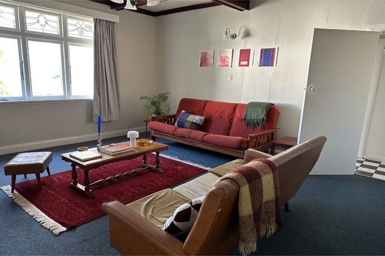 Photo of property in 7a Hawker Street, Mount Victoria, Wellington, 6011