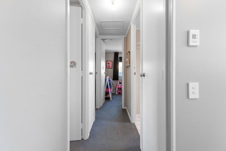 Photo of property in 124b Roberts Line, Kelvin Grove, Palmerston North, 4414