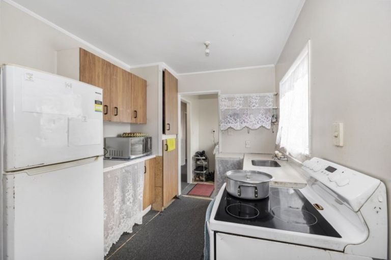 Photo of property in 1/157 Te Irirangi Drive, Flat Bush, Auckland, 2019