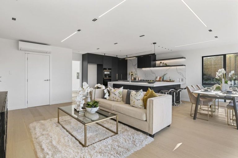 Photo of property in 47d Hastings Road, Mairangi Bay, Auckland, 0630