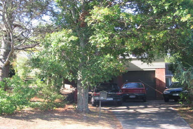 Photo of property in 15 Agincourt Street, Glenfield, Auckland, 0629