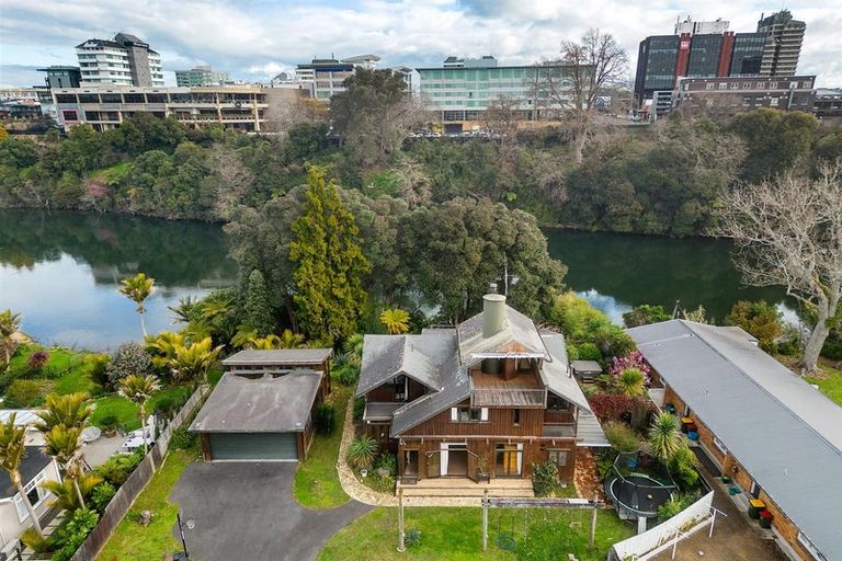 Photo of property in 31 Opoia Road, Hamilton East, Hamilton, 3216