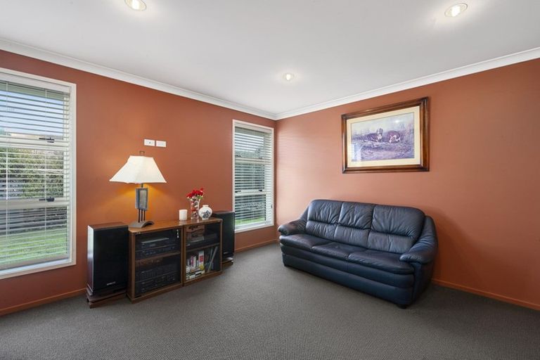 Photo of property in 15 Bodes Lane, Kinloch, Taupo, 3377