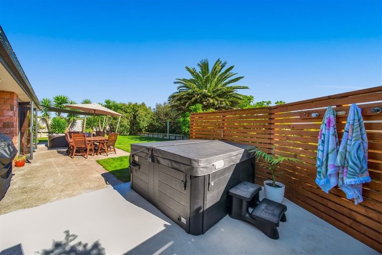 Photo of property in 5a James Drive, Bell Block, New Plymouth, 4312