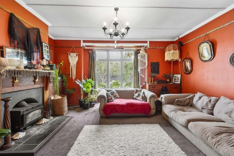 Photo of property in 2329 South Road, Okato, 4335