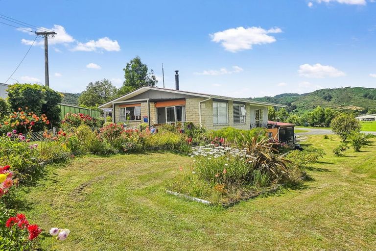 Photo of property in 7 Crampton Road, Reefton, 7830