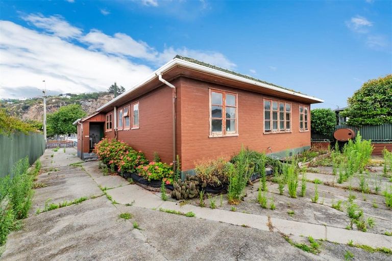 Photo of property in 53 Main Road, Redcliffs, Christchurch, 8081