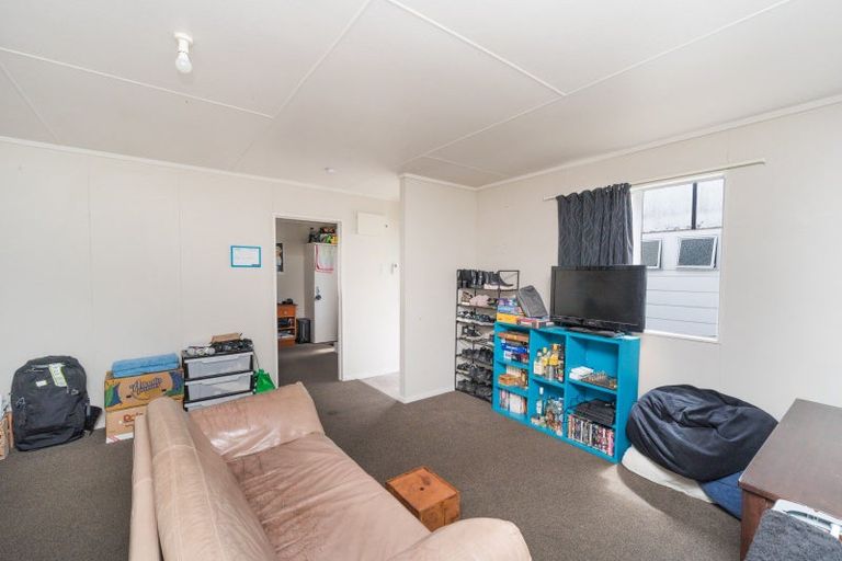 Photo of property in 35 Ada Street, Hokowhitu, Palmerston North, 4410