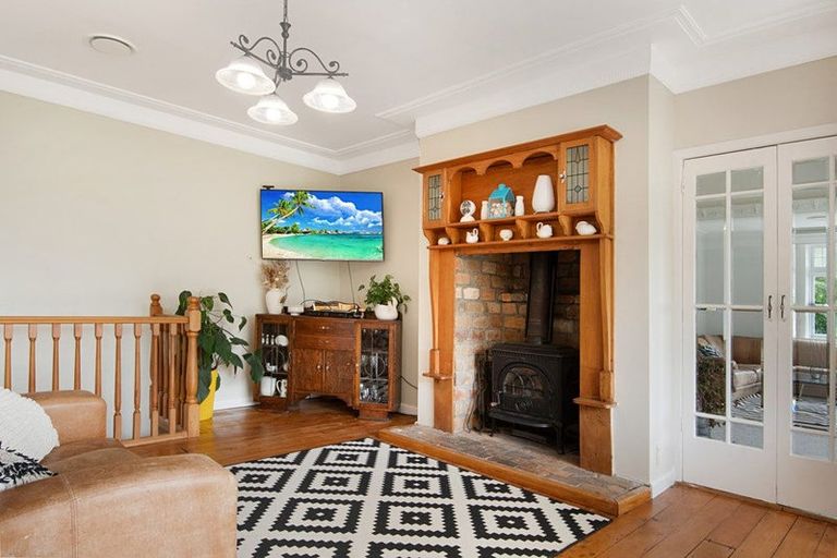 Photo of property in 12 Mildon Road, Waitakere, Auckland, 0782