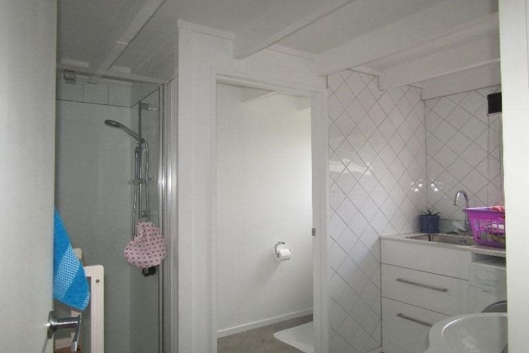 Photo of property in 2/7 Kereru Street, Two Mile Bay, Taupo, 3330