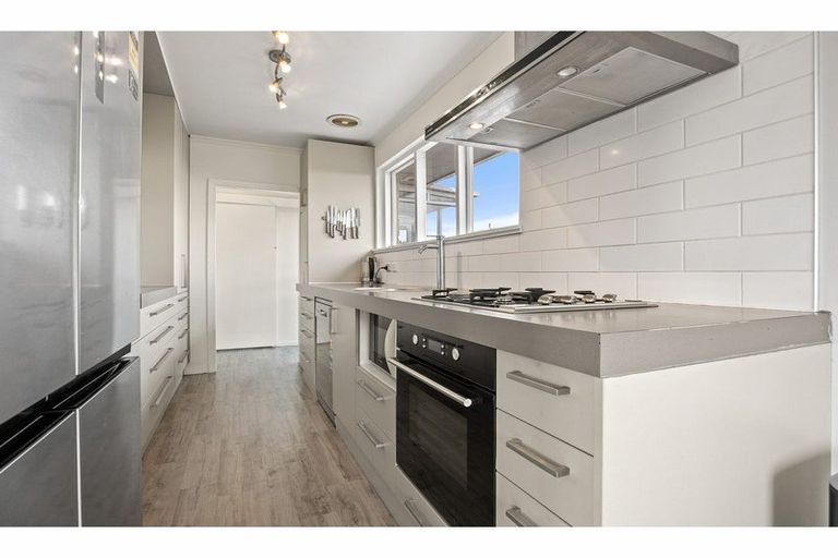 Photo of property in 62 Hargood Street, Woolston, Christchurch, 8062